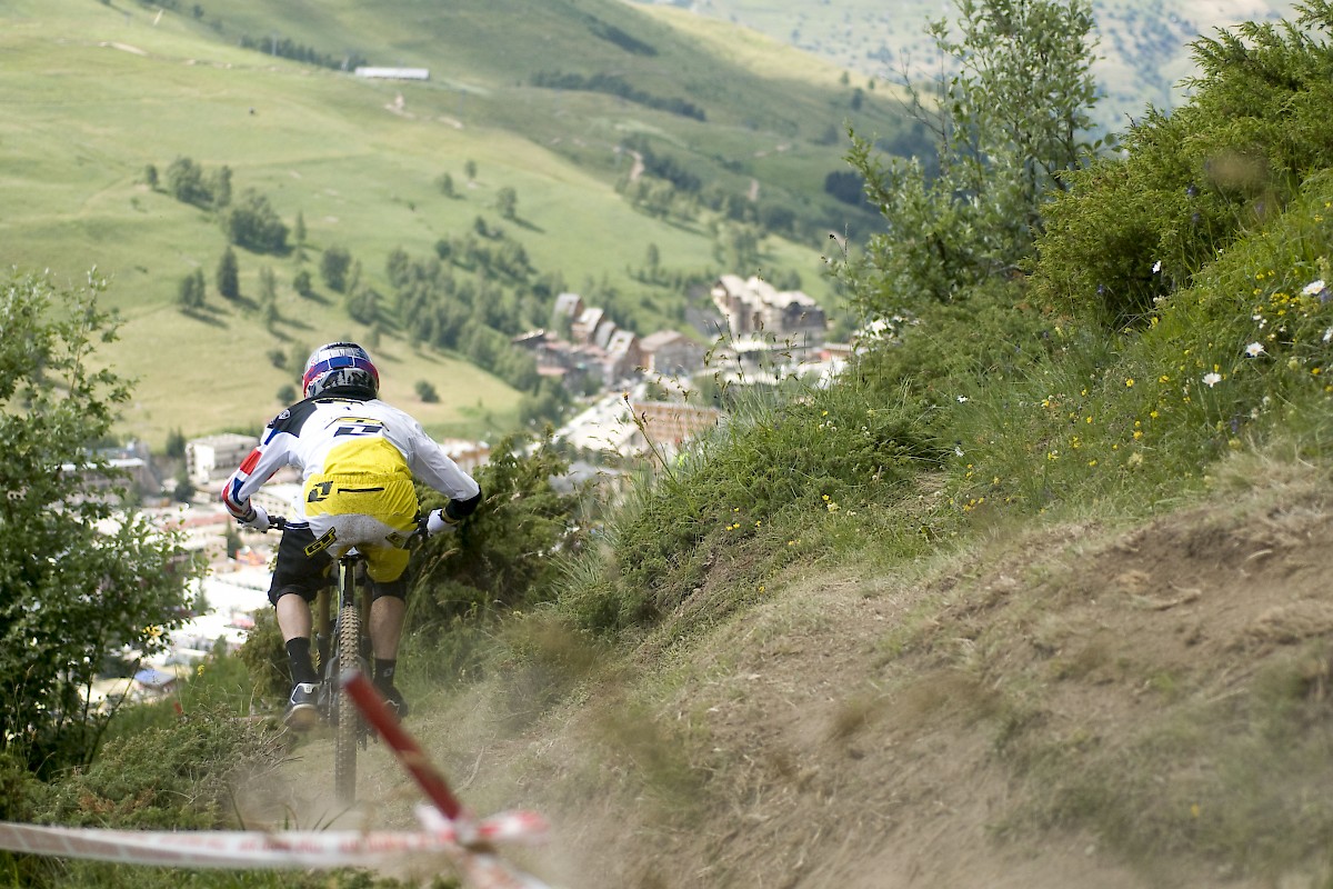 MTB Rider: Eurocrankworx Tag 4: iXS European Downhillcup - 1200 x 800 jpeg 295kB