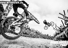 Wallpaper: iXS Dirtmasters Wallpaper: iXS Dirtmasters