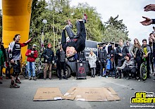Ein Jahr lang fetter Sound! Die ROCKSTER „Renn“-Box von Teufel Ein Jahr lang fetter Sound! Die ROCKSTER „Renn“-Box von Teufel