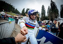 Exklusiv Interview mit „Little Miss Downhill“ Vali Höll in Lenzerheide