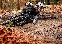 JEFFSY PRIMUS das Traum-Bike von YT für Short Talents! JEFFSY PRIMUS das Traum-Bike von YT für Short Talents!