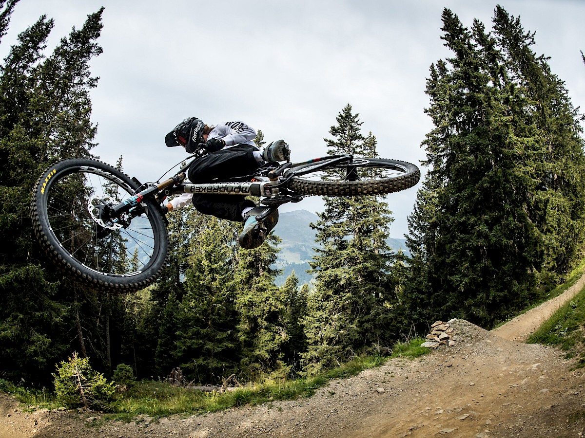 Mtb Rider Saisonstart In Lenzerheide Das L Uft Im Bike Kingdom