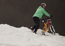 Winterspaß mit dem Freestyle Snowbike! Winterspaß mit dem Freestyle Snowbike!