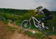 Downhill-Elite feiert Saisonauftakt in Norddeutschland