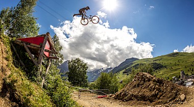 NC-17 schickt GYRO ins Rennen - it´s Barspin time!