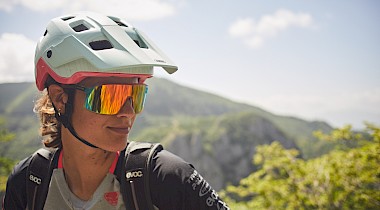 ABUS MODROP: Neuer Mountainbike-Helm für Trail-Abenteuer
